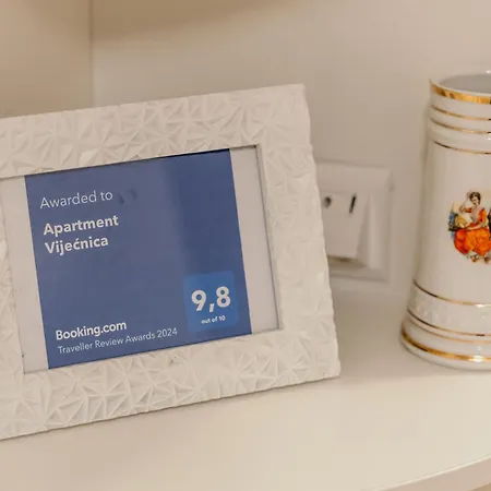 Vijecnica شقة سراييفو